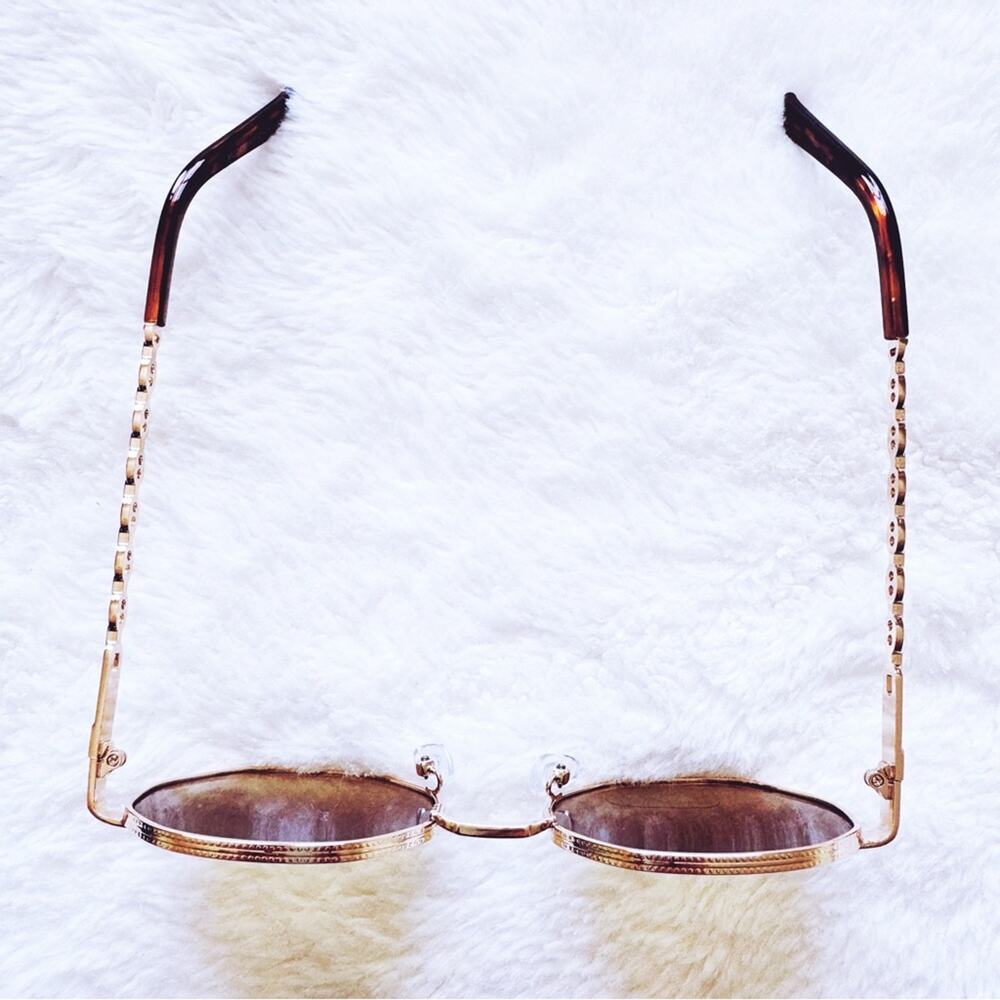 Phoebe Brown Geometric Sunglasses - Picture 4 of 13